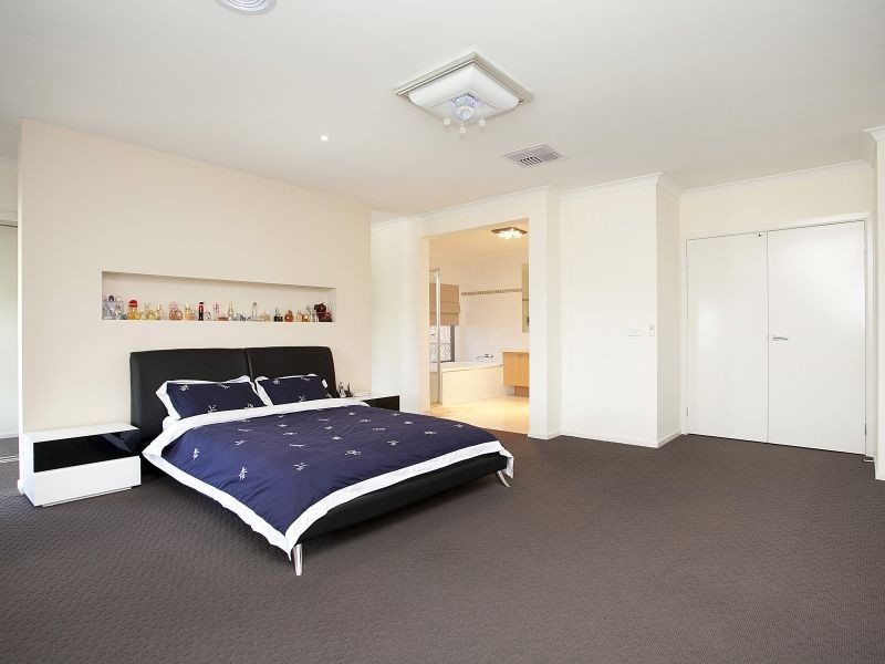 66 Nobel Banks Drive, Deer Park VIC 3023