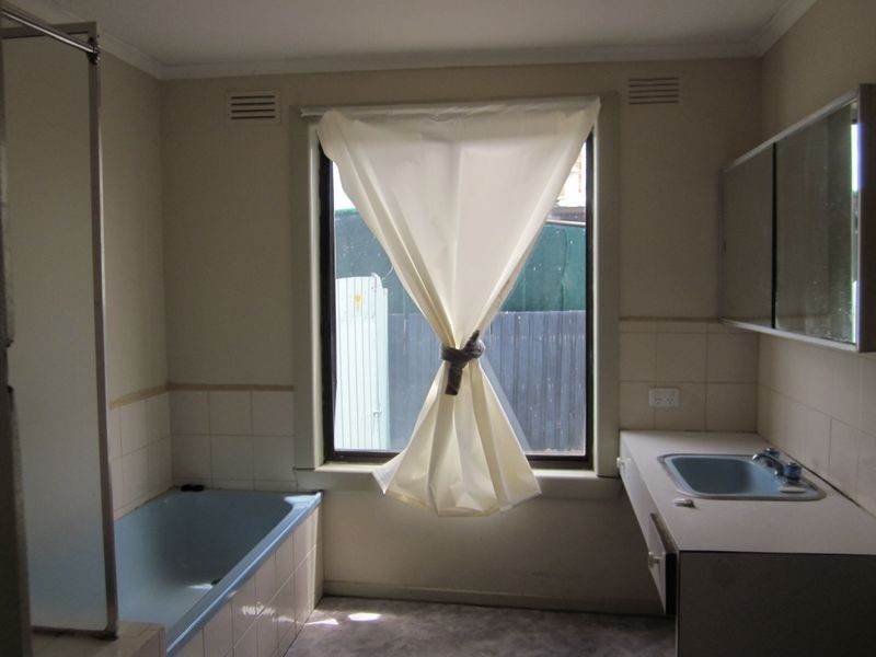 3 Hook Street, St Albans VIC 3021