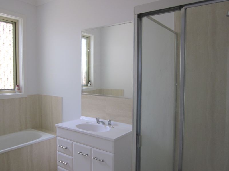 2/470 Main Road West, St Albans VIC 3021