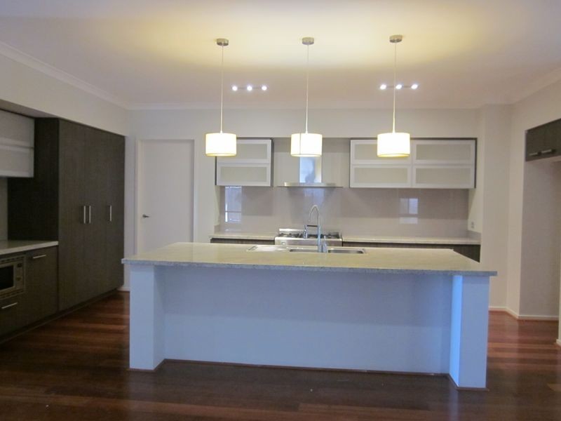 1 Muirfield Street, Deer Park VIC 3023