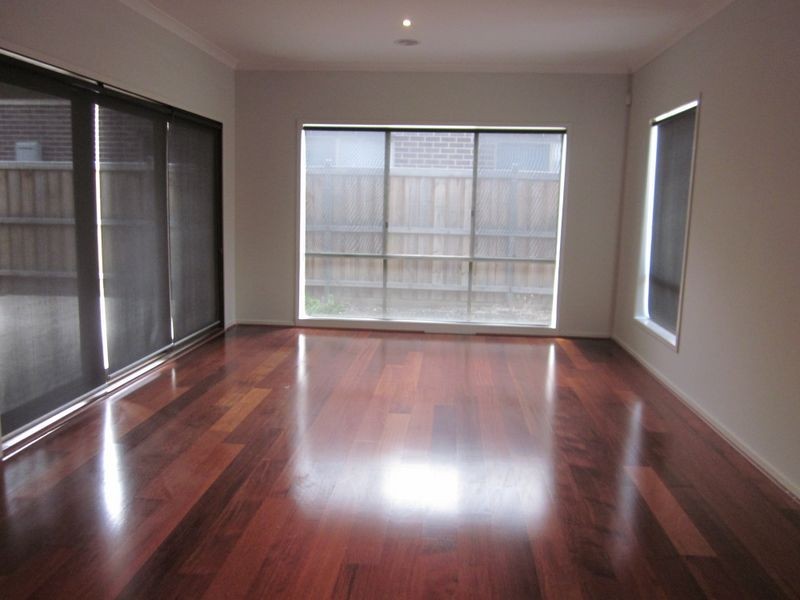 1 Muirfield Street, Deer Park VIC 3023