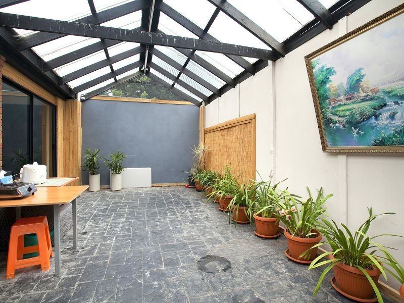 16 Whitmore Place, Hillside VIC 3037