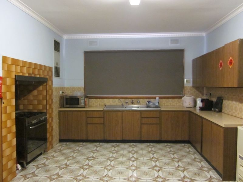 136 Warwick Road, Sunshine North VIC 3020