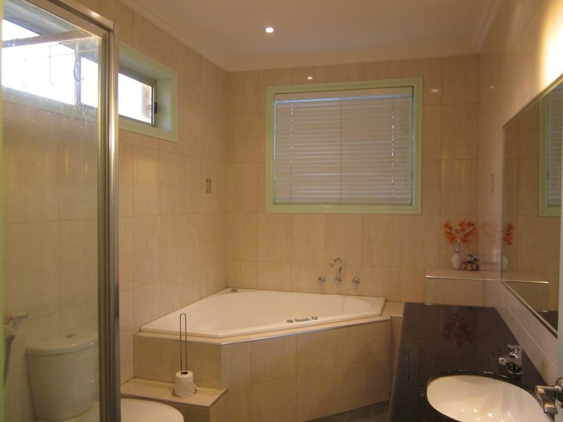 23 Eden Valley Road, Deer Park VIC 3023