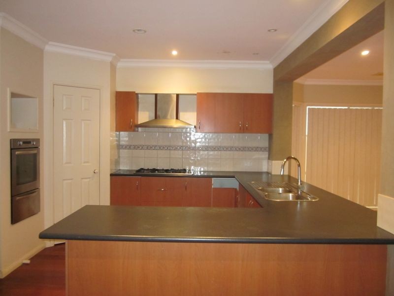 18 Sandygate Court, Deer Park VIC 3023