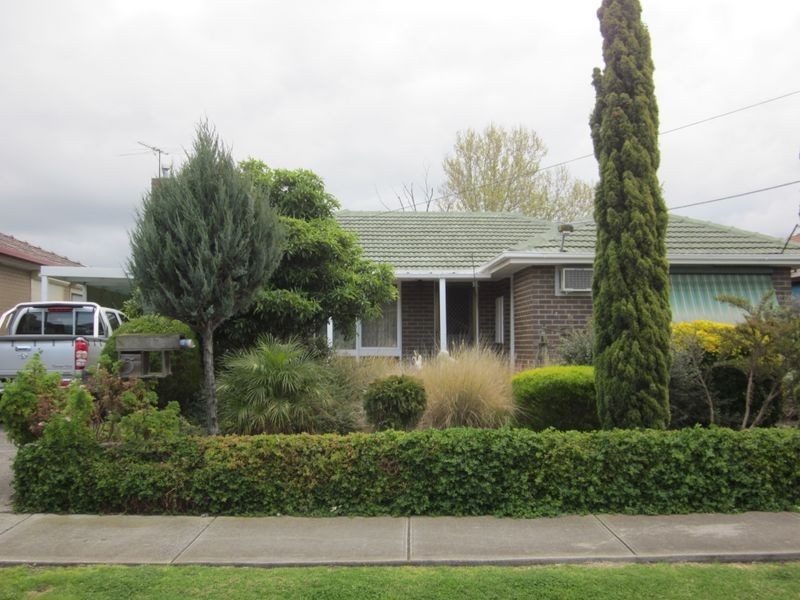 5 Moffat Street, St Albans VIC 3021