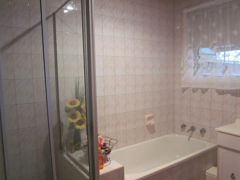 5 Moffat Street, St Albans VIC 3021