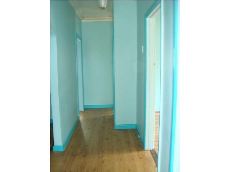 8 Davey street, Sunshine VIC 3020