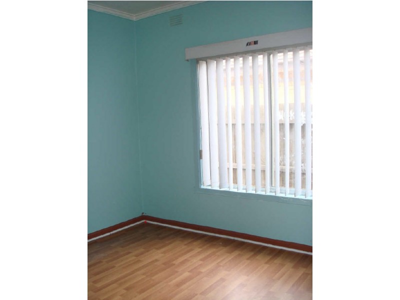 8 Davey street, Sunshine VIC 3020