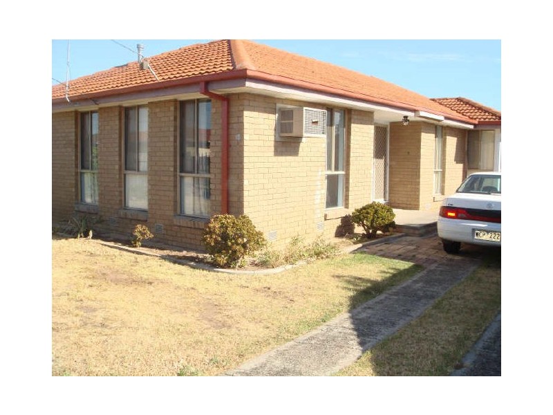 15 Lindsey Road, St Albans VIC 3021