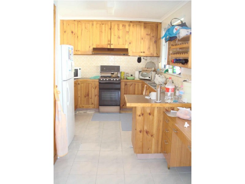 15 Lindsey Road, St Albans VIC 3021