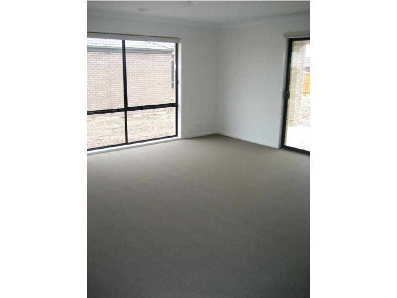 17 Katrine Place, Deer Park VIC 3023