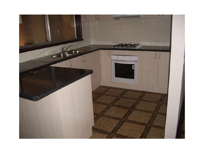 12 Skipton Street, St Albans VIC 3021