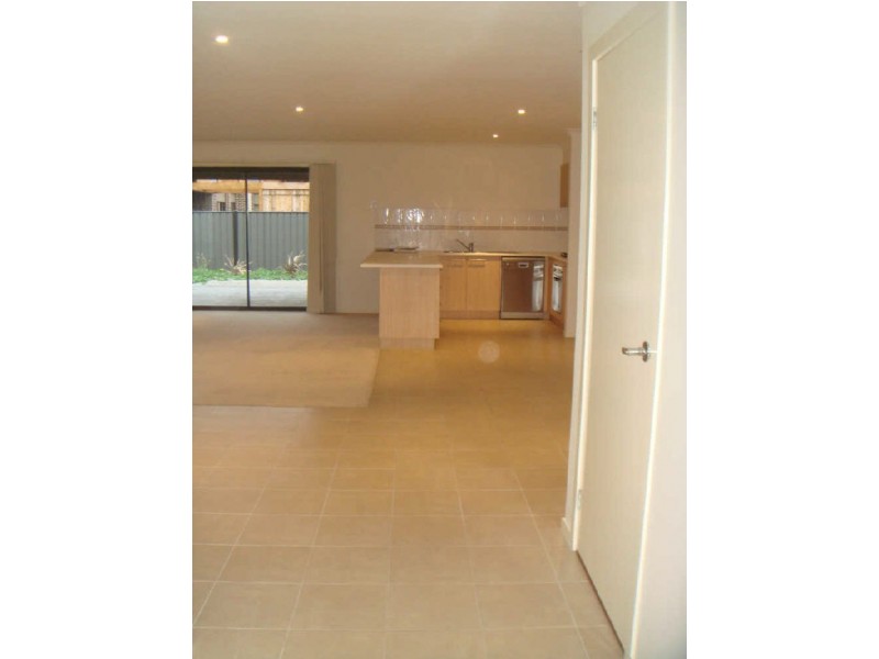 27 Sherlock Avenue, Tarneit VIC 3029