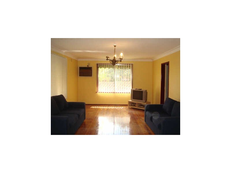 13 Neale Road, Deer Park VIC 3023