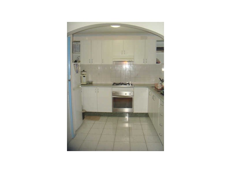 33 Gillespie Road, St Albans VIC 3021