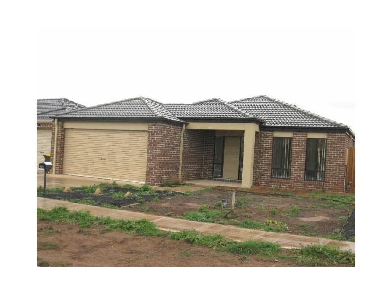 18 Whitehouse Avenue, Truganina VIC 3029