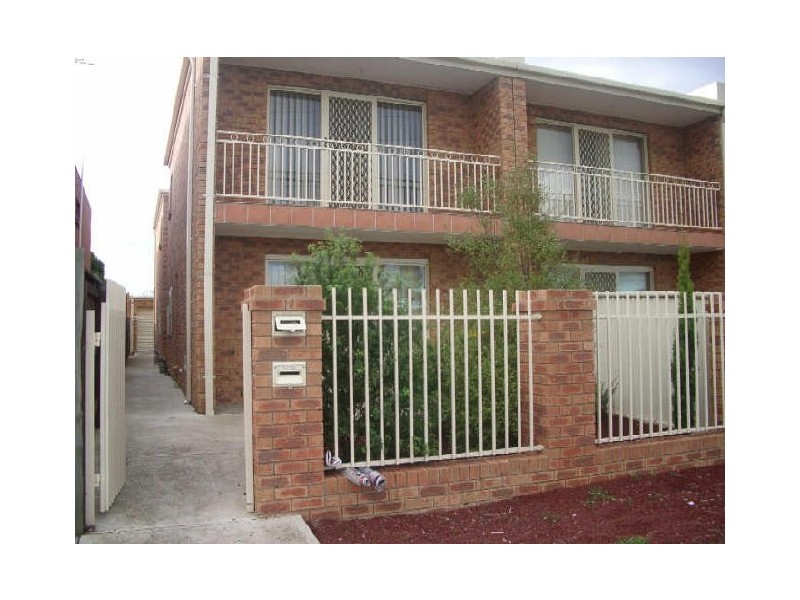 1/70 William Street, St Albans VIC 3021