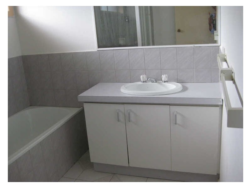 1/32/ Kambalda Circuit, Kings Park VIC 3021