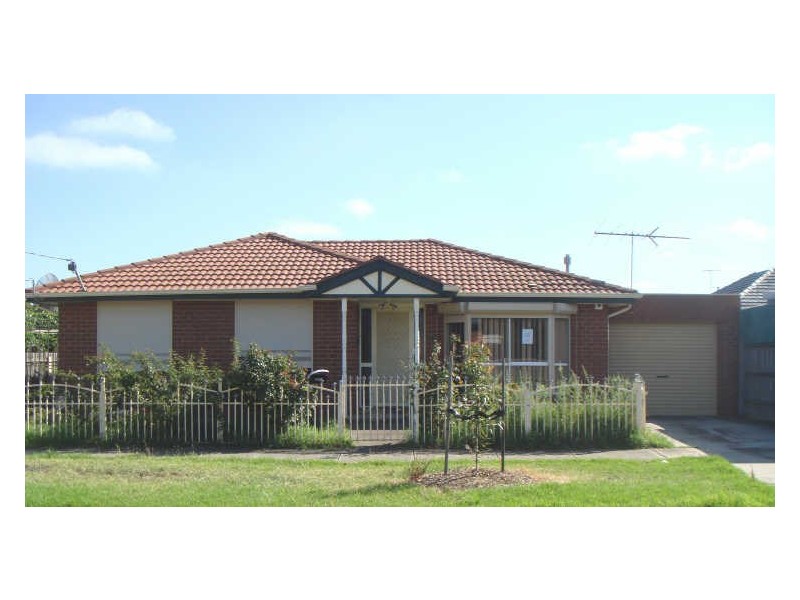 24 Warwick Road, Sunshine VIC 3020