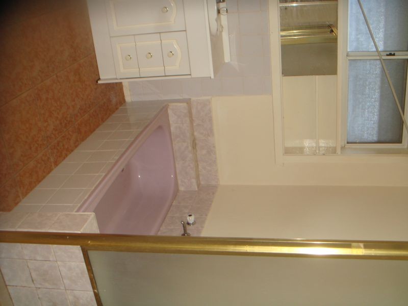 25 Diamond Avenue, St Albans VIC 3021