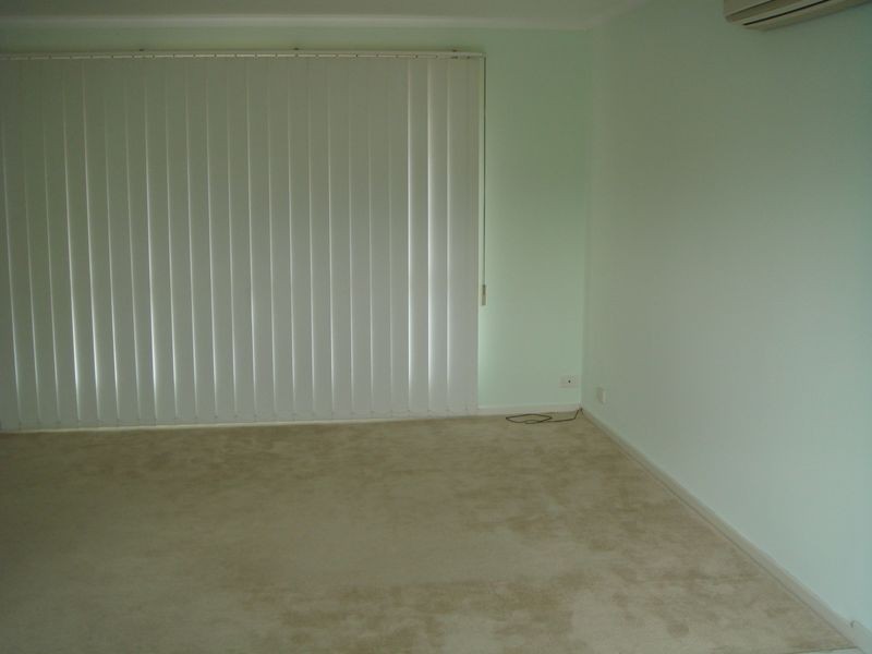 2/35 Pilain Close, Keilor Downs VIC 3038