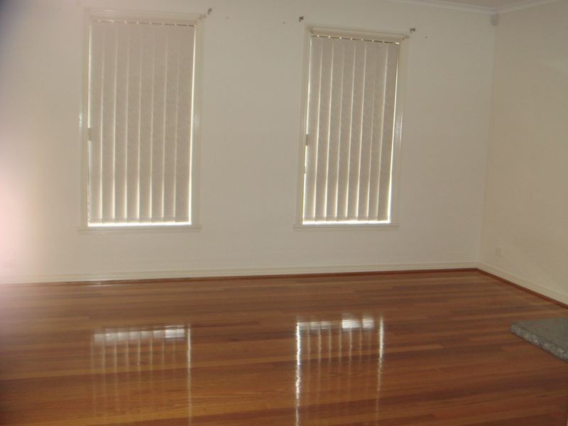 12 Rosdale Place, Sunshine VIC 3020