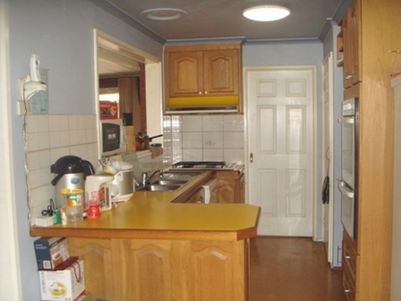 6 Clarke Avenue, St Albans VIC 3021