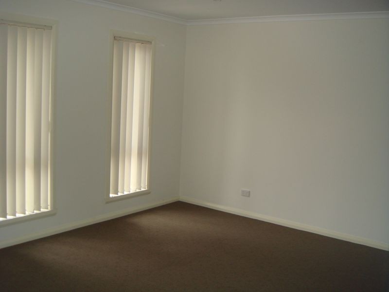 5 Warin Road, Deer Park VIC 3023