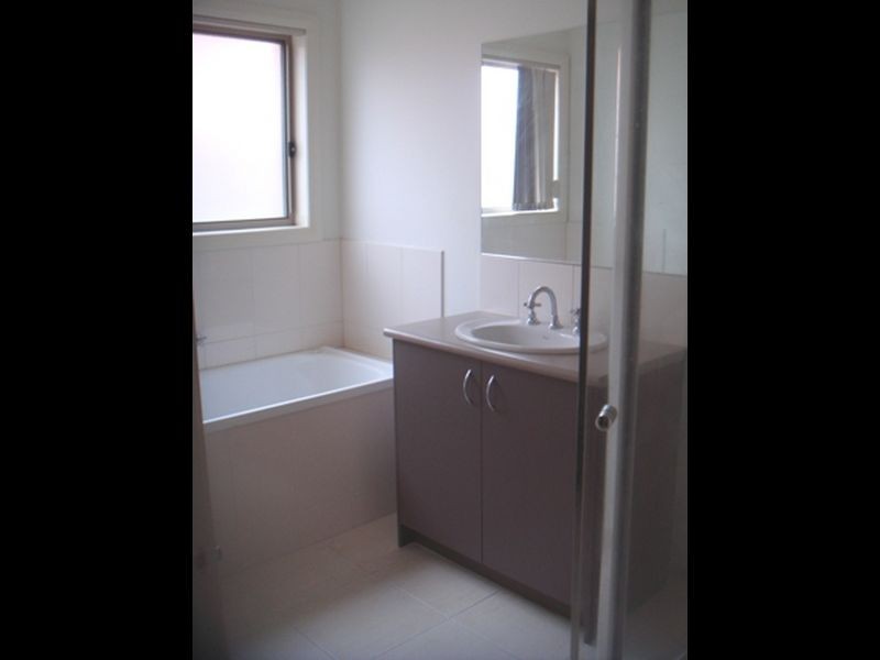 5 Warin Road, Deer Park VIC 3023