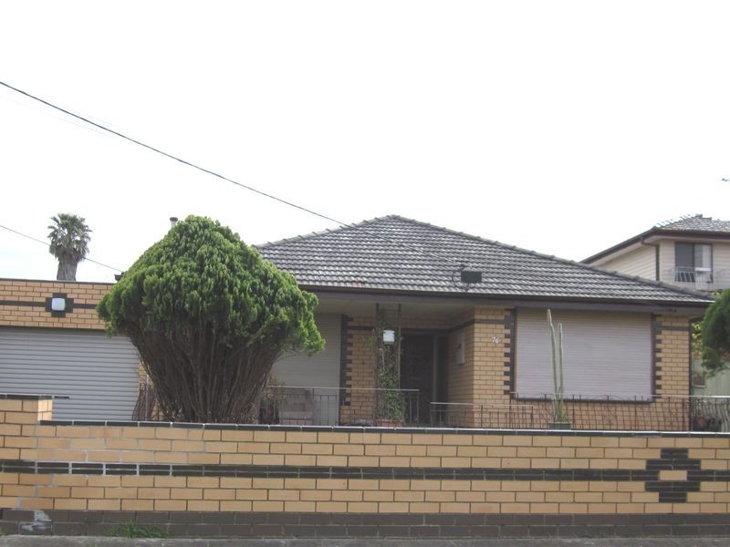 76 Henry Street, St Albans VIC 3021