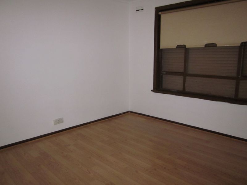 76 Henry Street, St Albans VIC 3021