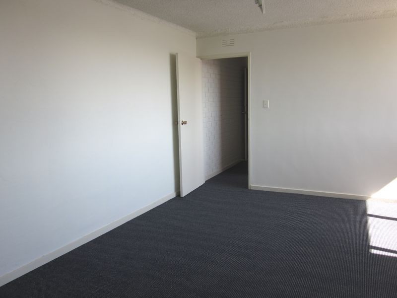 5/10 Percy Street, St Albans VIC 3021