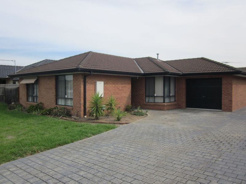 1/9 Adam Street, St Albans VIC 3021