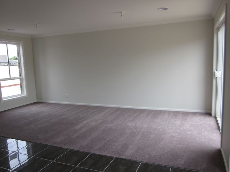 2/12 Marlo Drive, Melton West VIC 3337