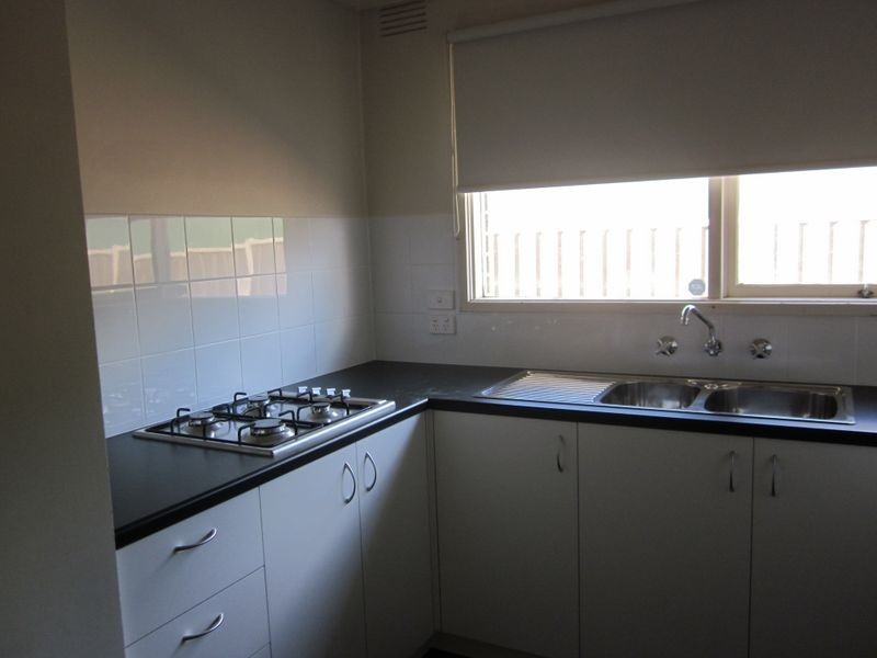 279 Taylors Road, St Albans VIC 3021