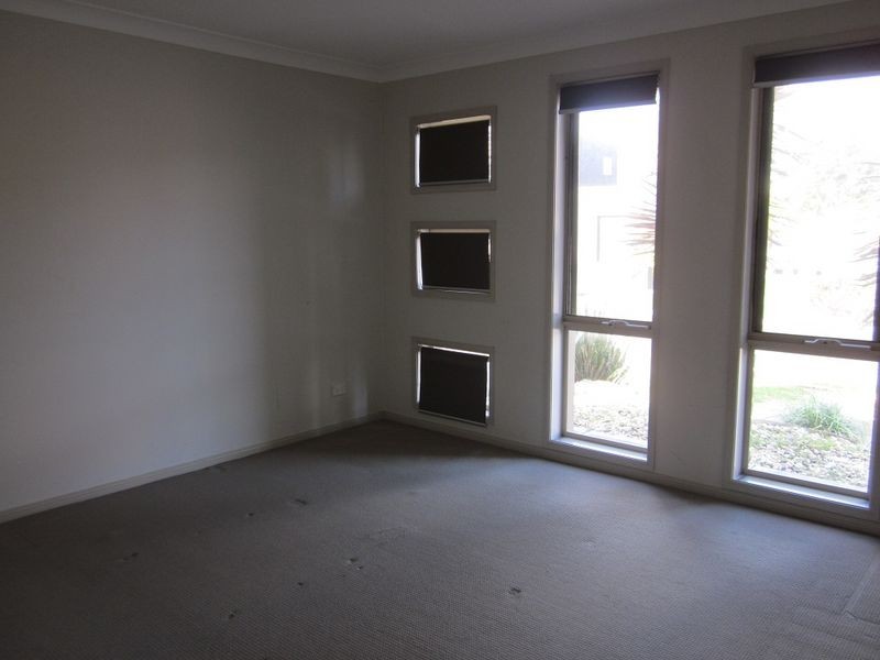 13 Lynne Maree Avenue, Deer Park VIC 3023