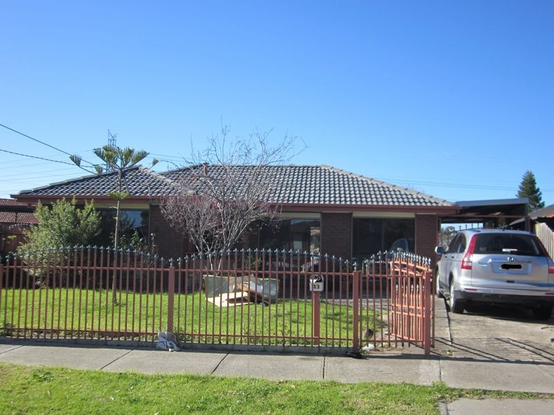 43 Denton Avenue, St Albans VIC 3021