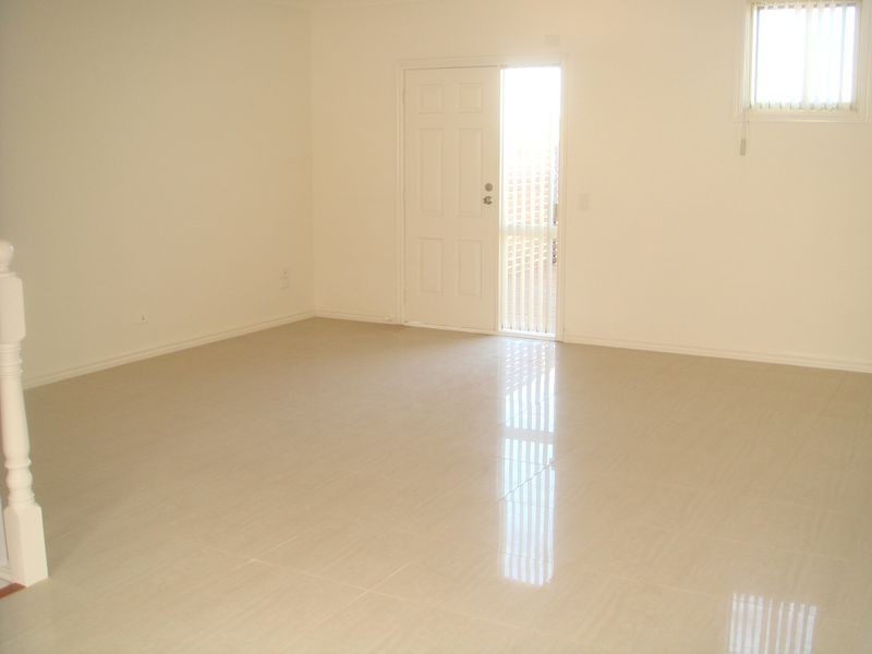 8/2 McArthur Avenue, St Albans VIC 3021