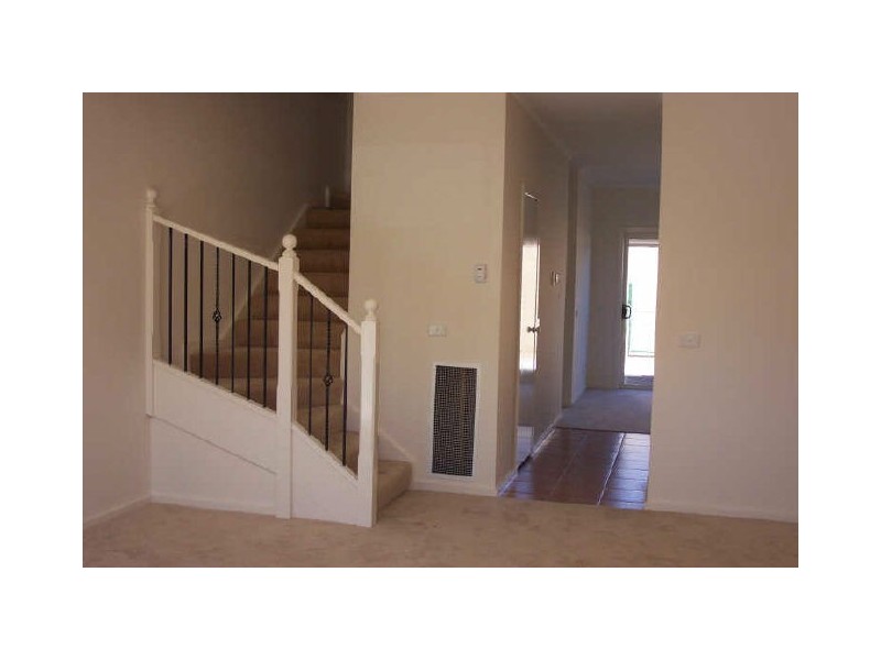 6 Durack Circuit, Taylors Hill VIC 3037