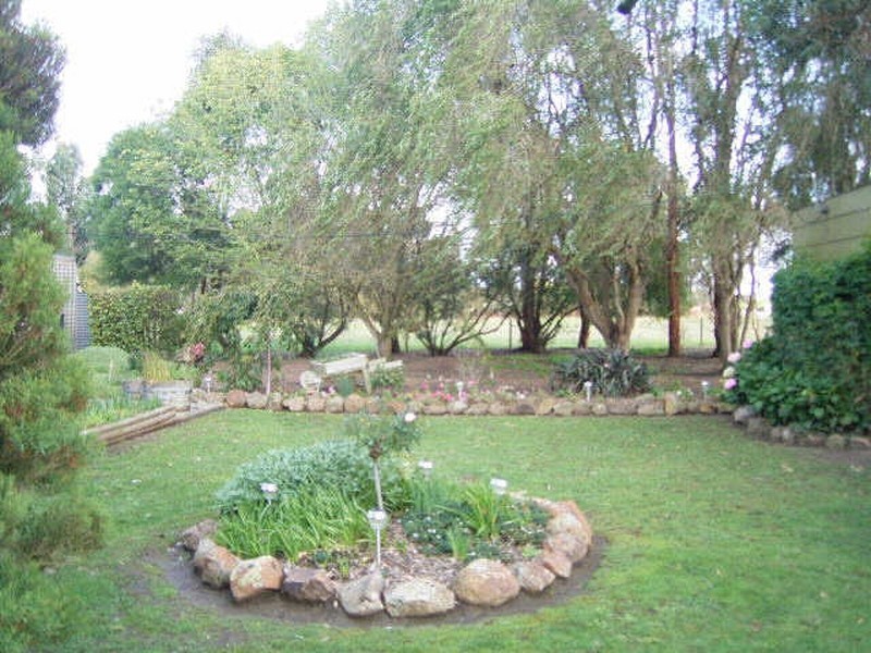 1819 Hopkins Hwy, Warrnambool VIC 3280