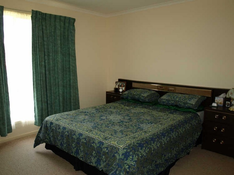 1/18 Caroville Drive, Warrnambool VIC 3280