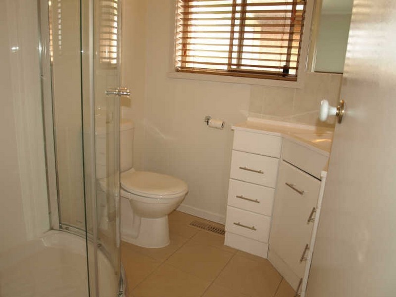 9 Adam Court, Warrnambool VIC 3280