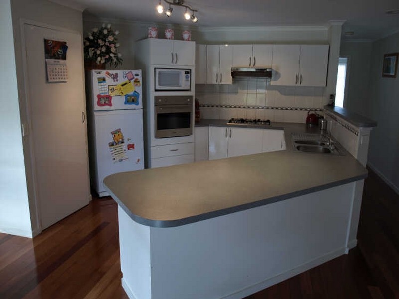 9 Adam Court, Warrnambool VIC 3280