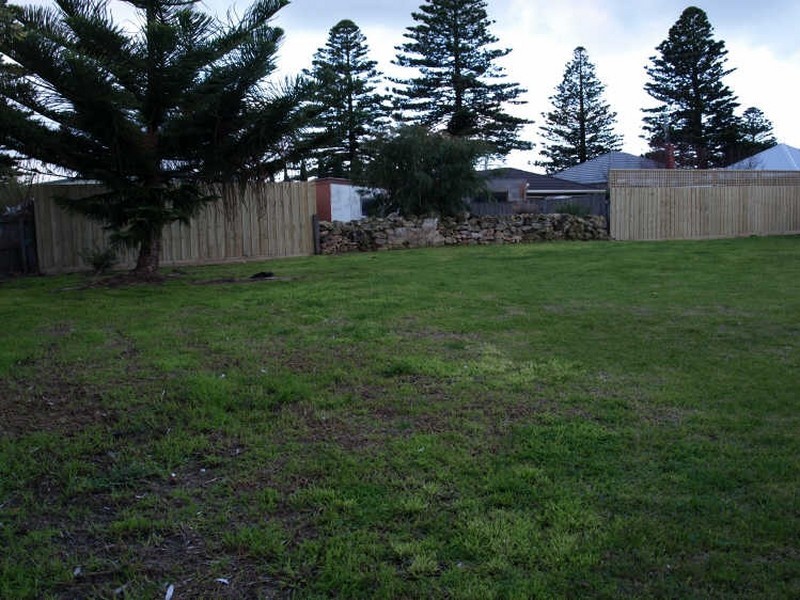 11b Earle Street, Port Fairy VIC 3284