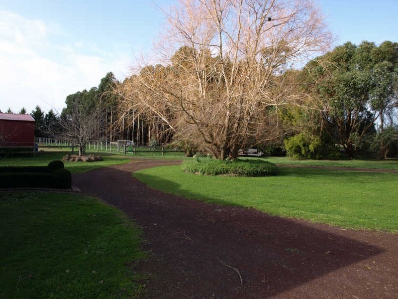 1302 Caramut Road, Winslow VIC 3281