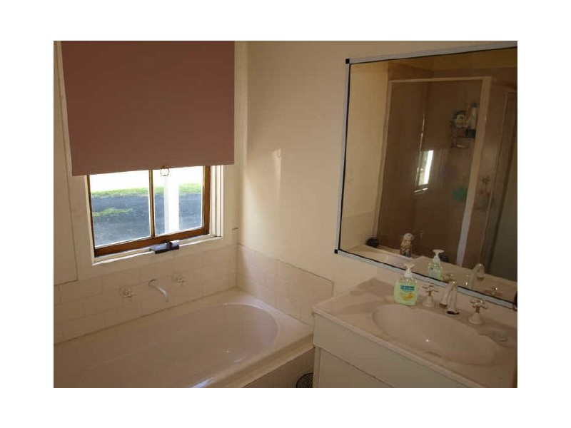 14 Latrobe Street, Warrnambool VIC 3280