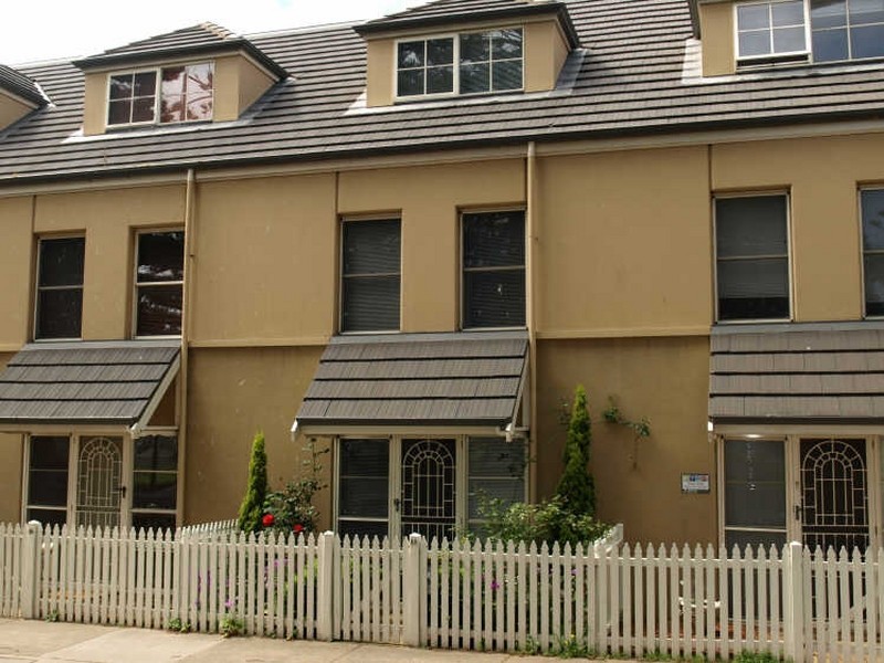 8A Pertobe Road, Warrnambool VIC 3280