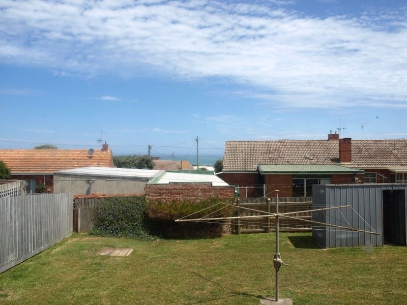 15 Wattle Grove, Warrnambool VIC 3280