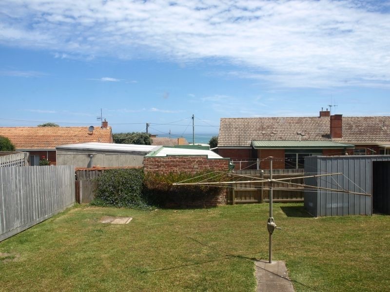 15 Wattle Grove, Warrnambool VIC 3280